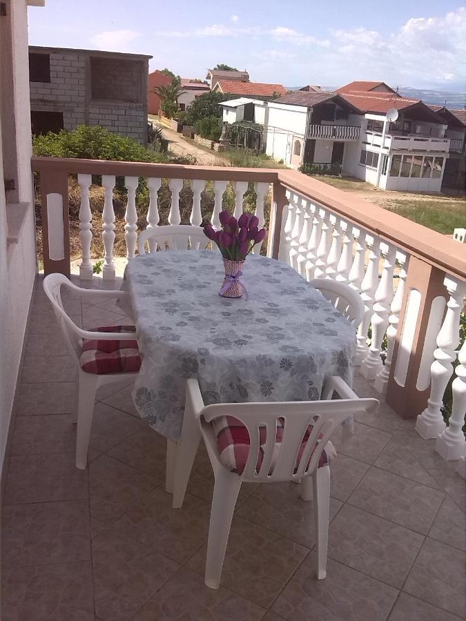 Apartman Borosa Vir Εξωτερικό φωτογραφία