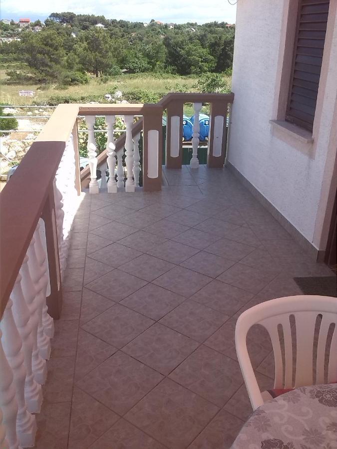 Apartman Borosa Vir Εξωτερικό φωτογραφία